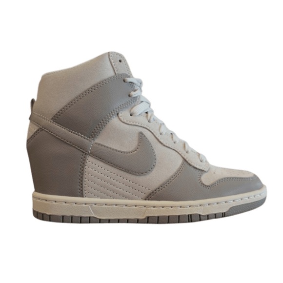 Nike Dunk Sky Hi Canyon Sneakers (Retro) - Picture 1 of 6